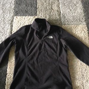 Fleece north face pullover
